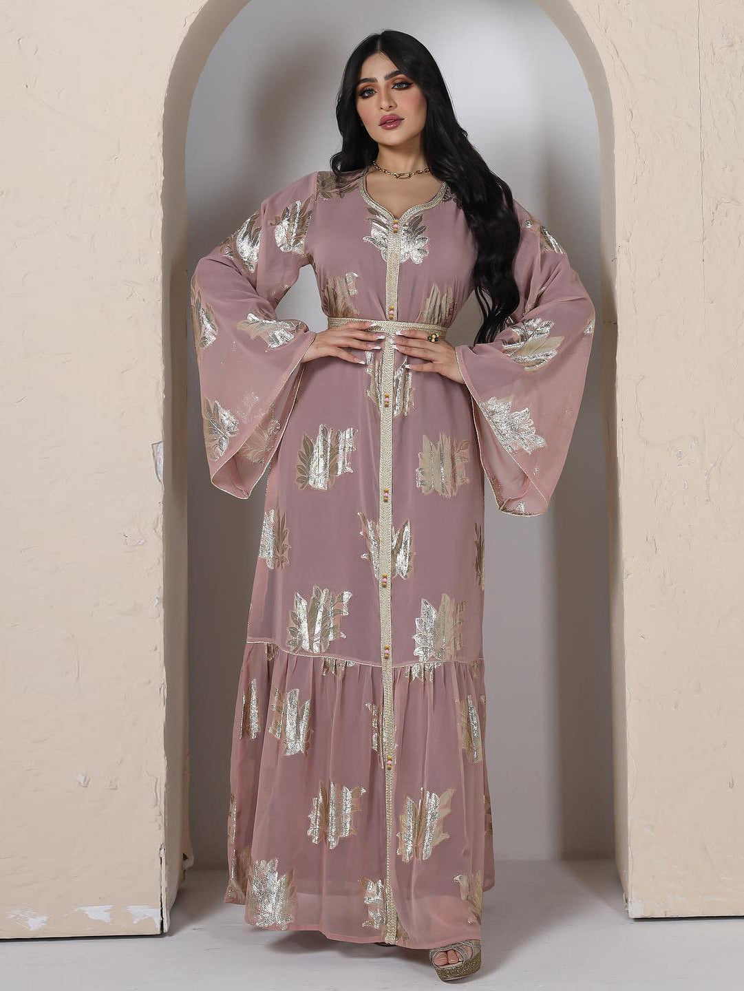 Elegant lavender abaya in chiffon with gold leaf pattern for langry fashion