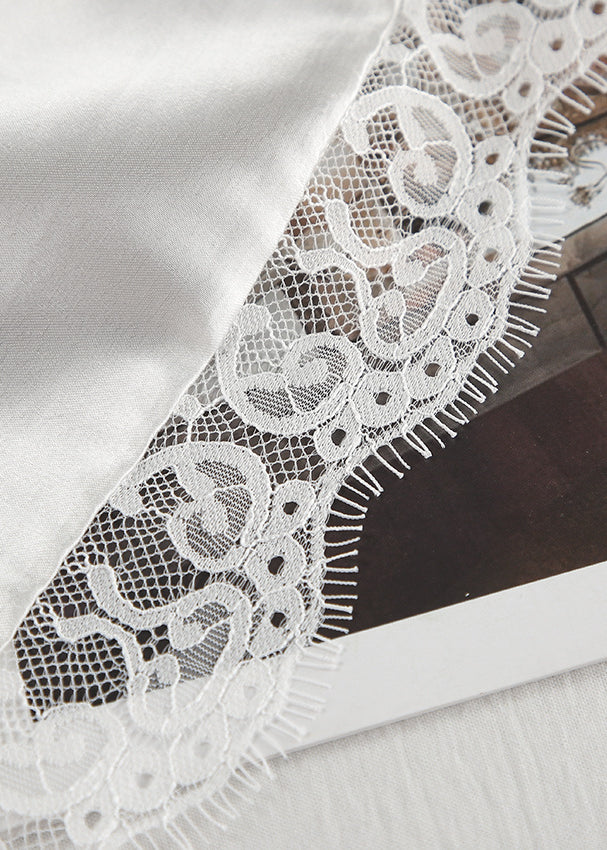 White lace trim on langry ice silk pajamas with floral patterns