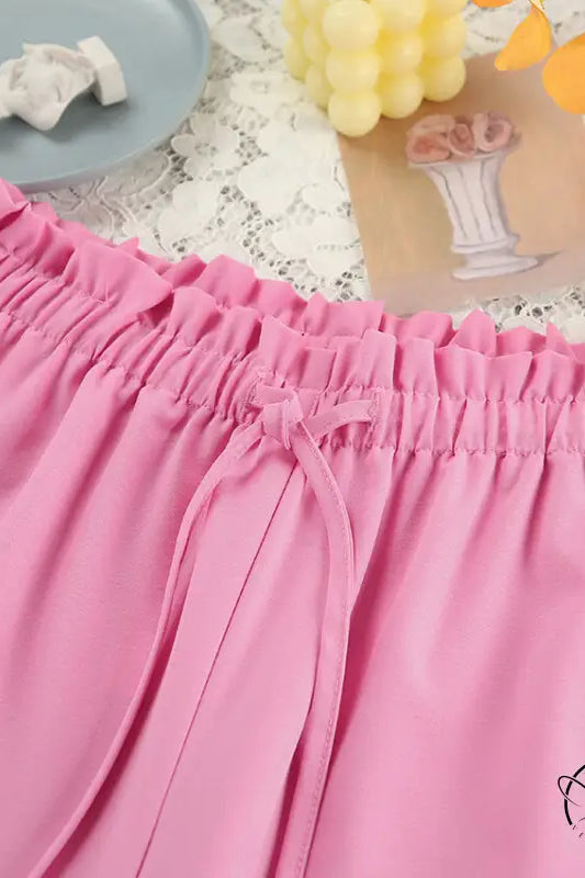 Pink ruffled langry shorts in casual loose pajamas fashion