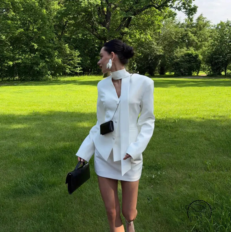 Elegant white tailored blazer in langry fashion ملابس set