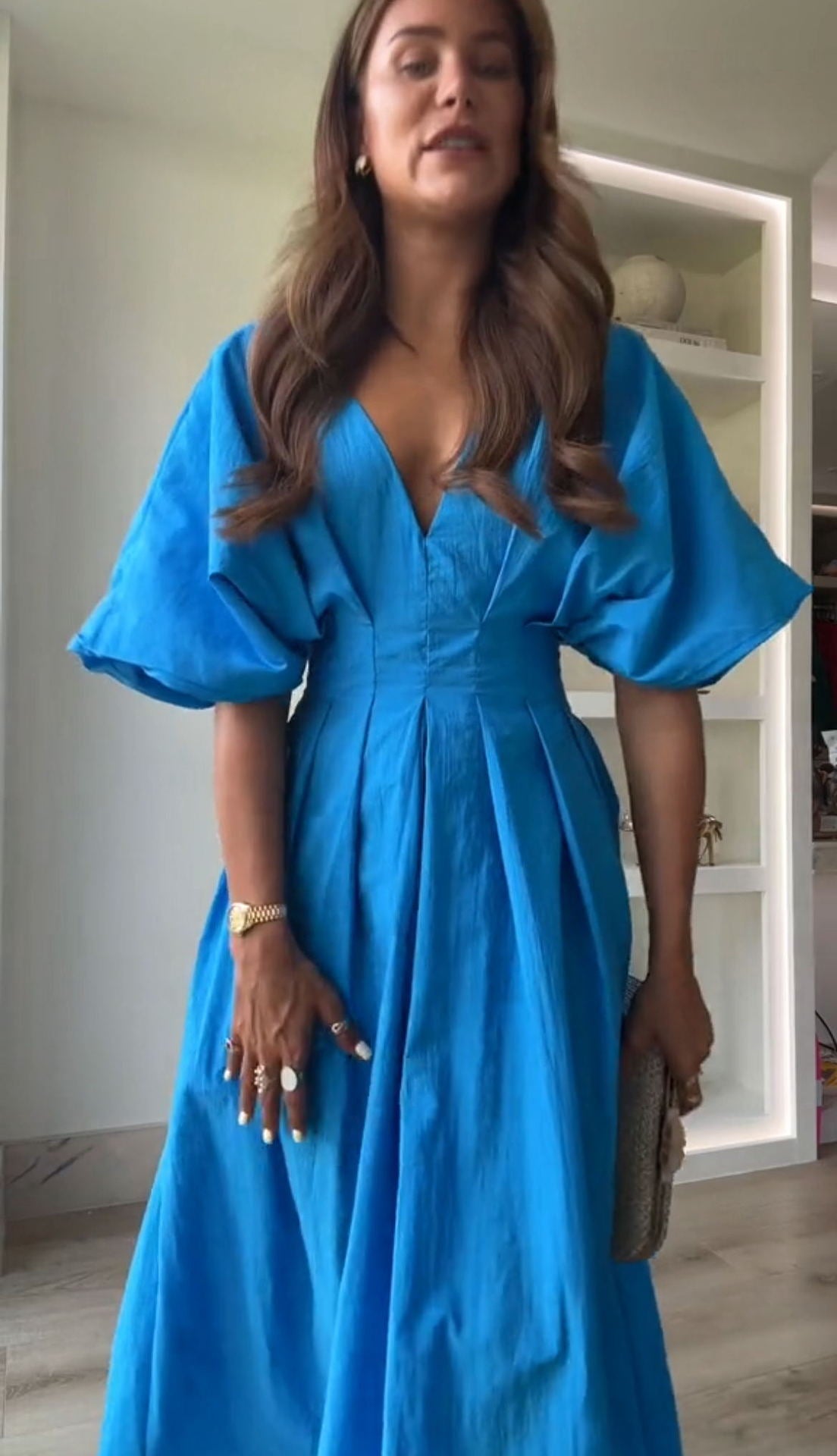 Elegant langry blue satin V-neck pleated fashion dress with bell sleeves