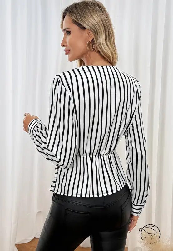 Striped langry blouse with v-neck and long sleeves for casual office fashion