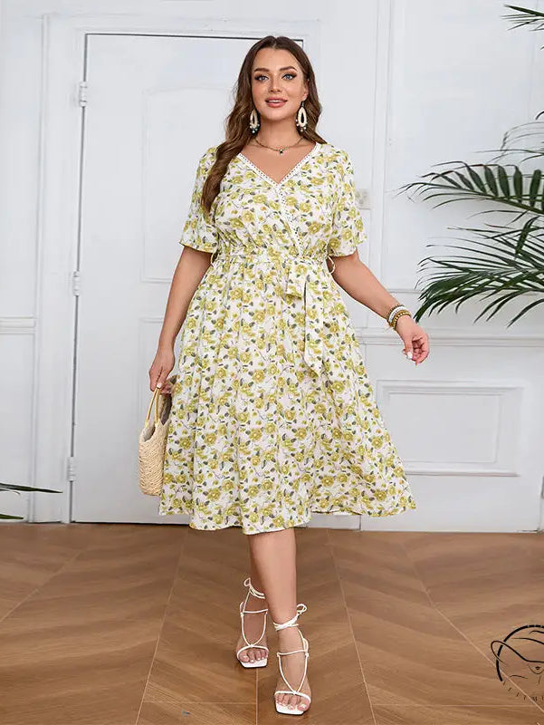 Boho lace floral dress: plus-size V-neck midi with tie-waist