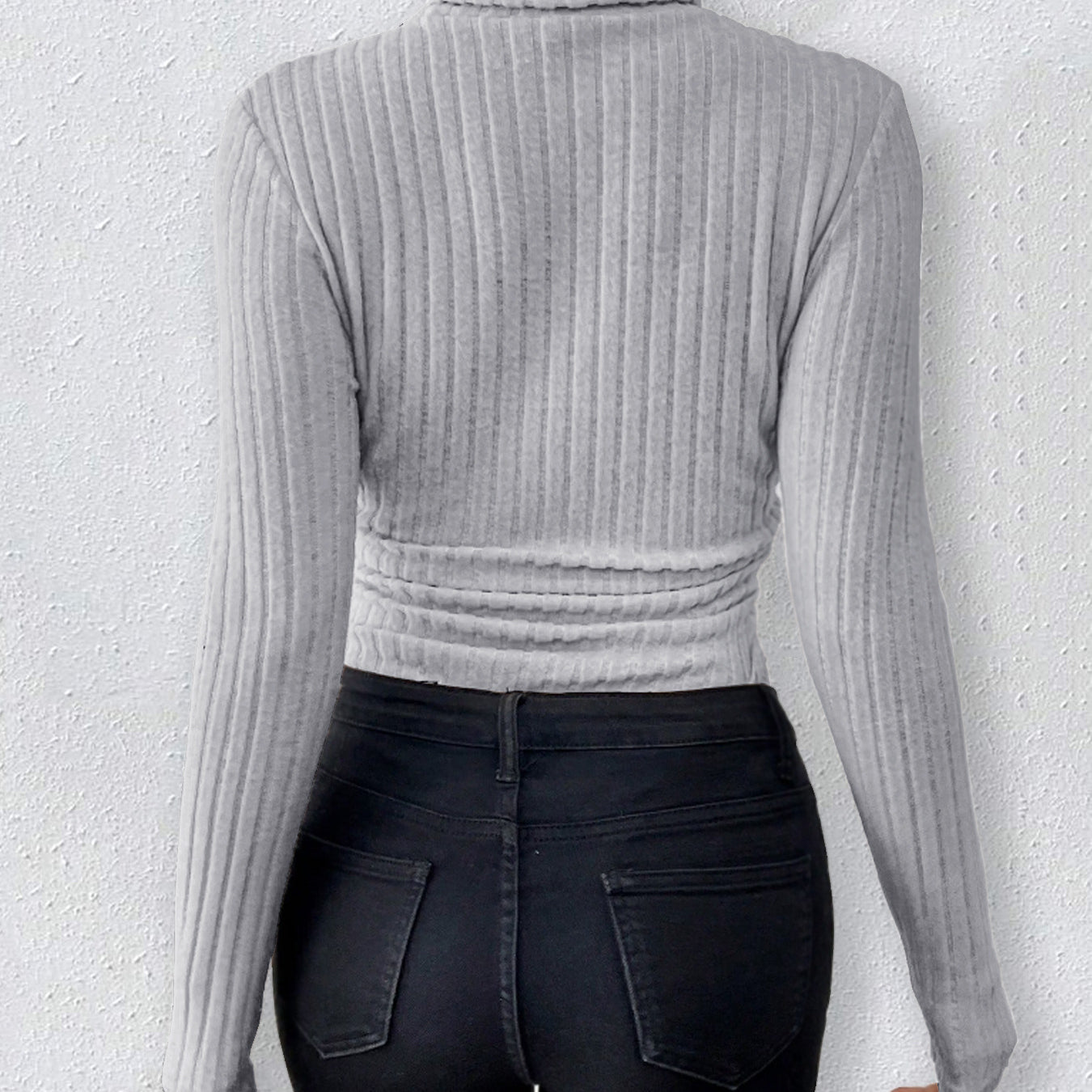 Gray ribbed turtleneck sweater and dark jeans styled for Langry fashion ملابس