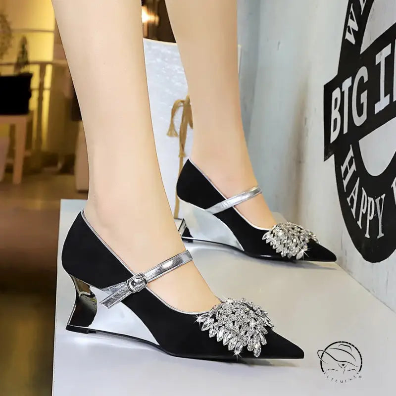 Light Luxury Pointed Toe High Heel