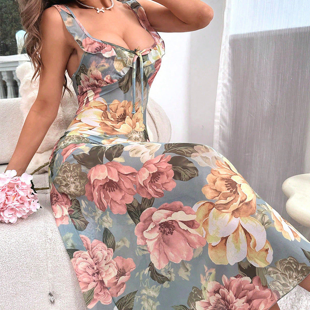 Elegant floral print midi dress showcasing fashionable ملابس for a stylish look