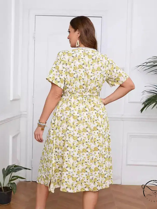 Boho lace floral dress with knee-length sleeves and tie waist