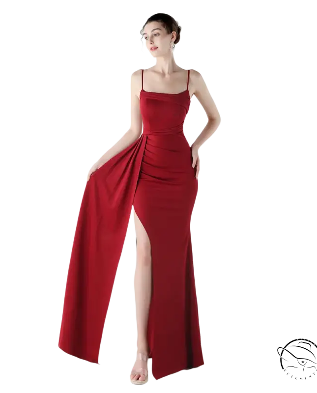 Elegant langry high slit evening dress in deep red satin fashion ملابس
