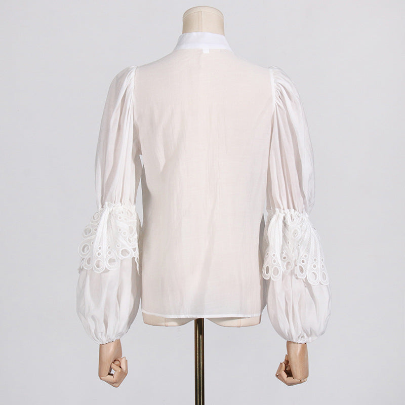 Elegant white lace-trimmed blouse from French Artistic Palace embroidery jumpsuit for luxury fashion