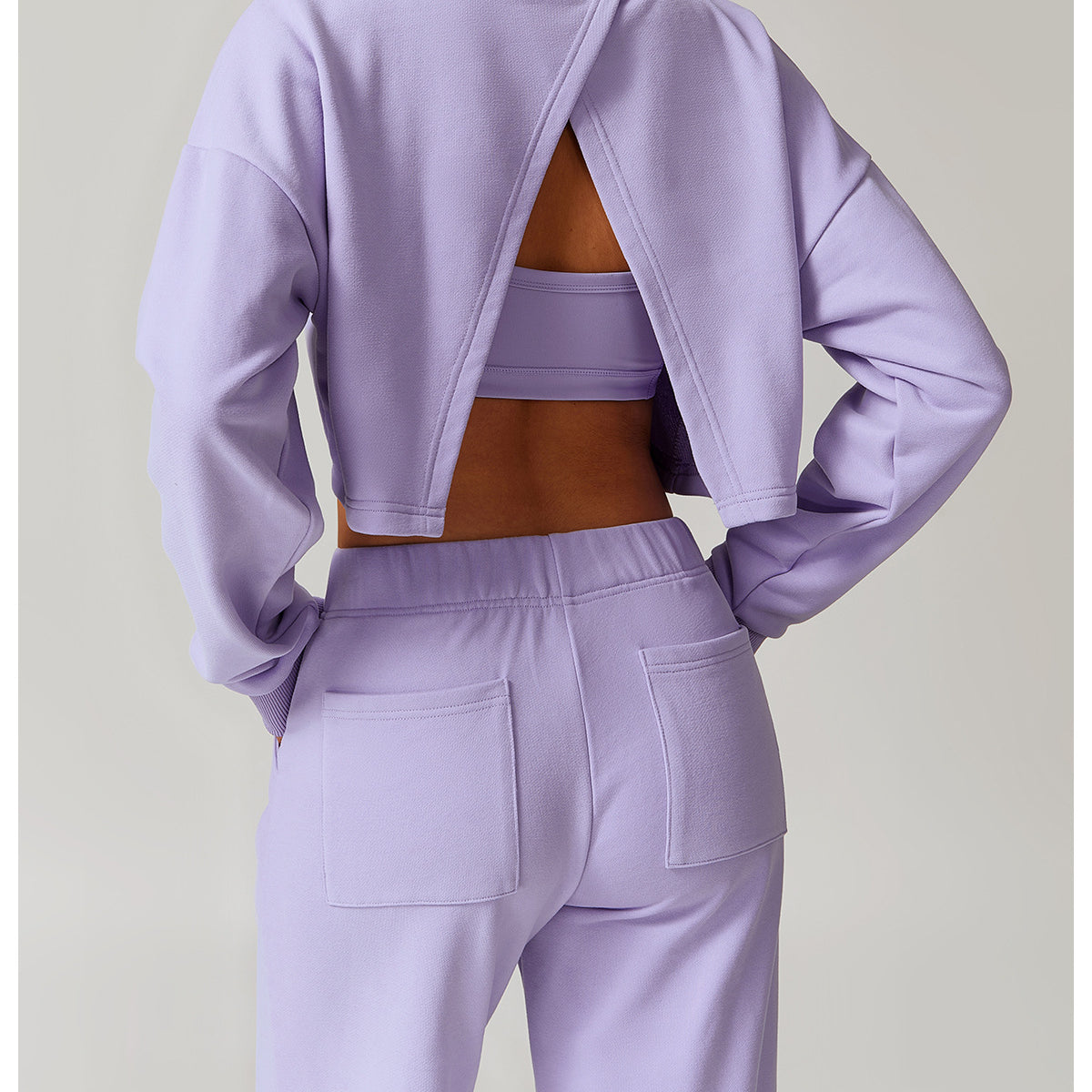 Lavender long sleeve open-back sweatshirt and pants set for autumn winter fashion