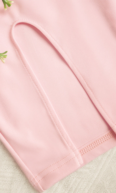 Elegant slim fit pink dress with slit, perfect for langry fashion and stylish ملابس