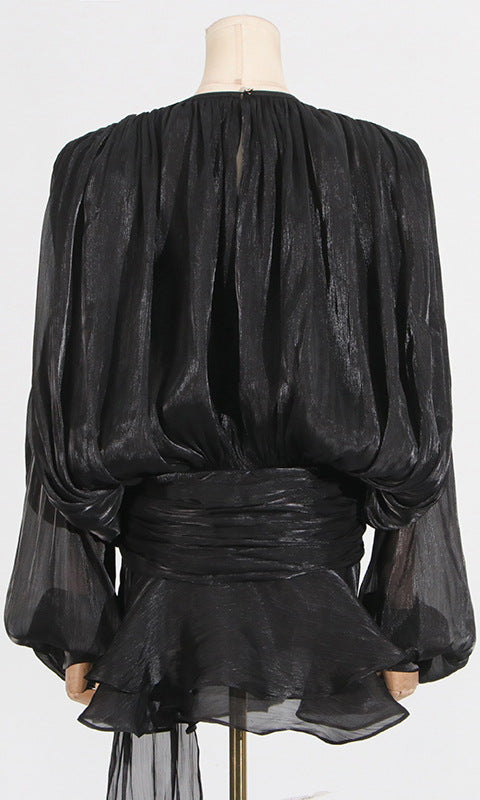Black shimmering blouse with balloon sleeves for a fashionable look in ملابس