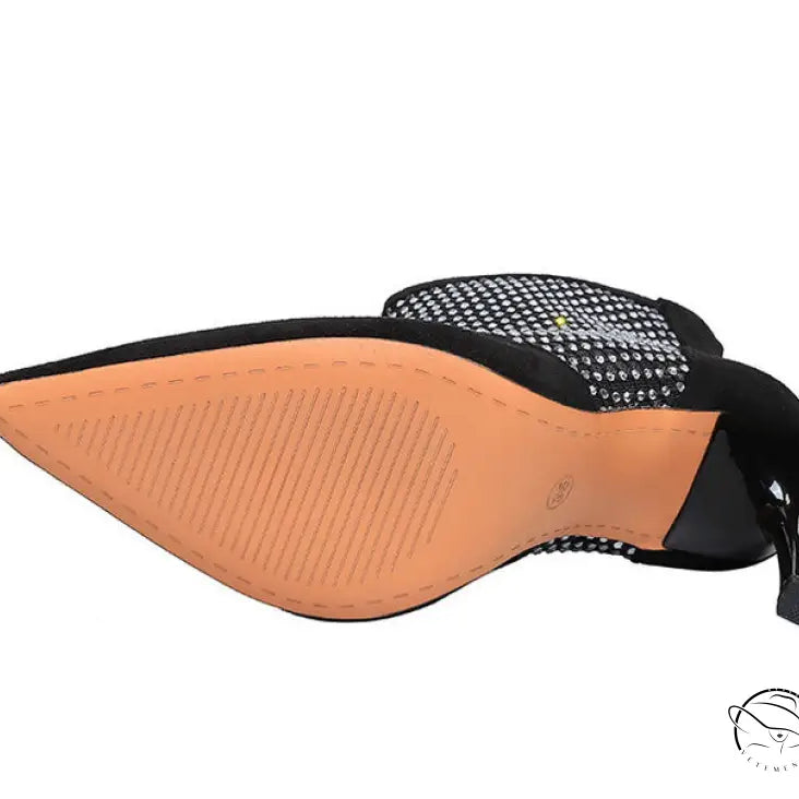 Langry fashion black patent leather pointy-toe flat with silver studs