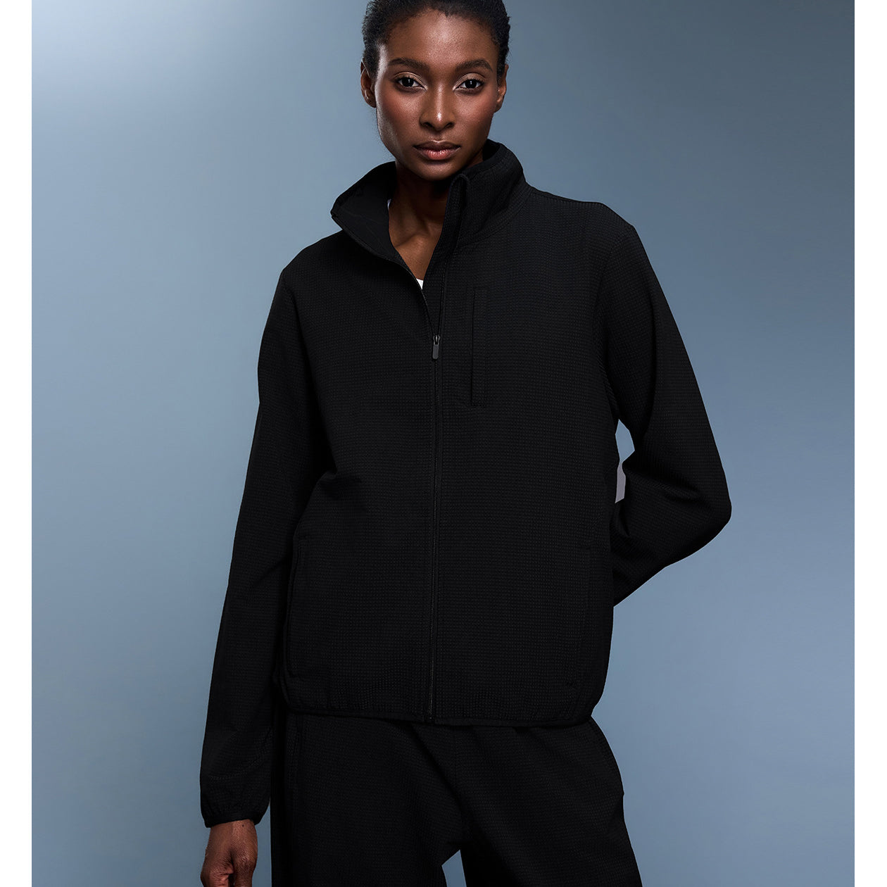 Langry black fleece zip-up hoodie with ribbed cuffs for outdoor fashion