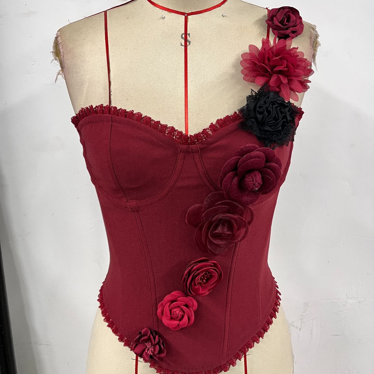 Burgundy floral handmade lace boning corset with lace trim