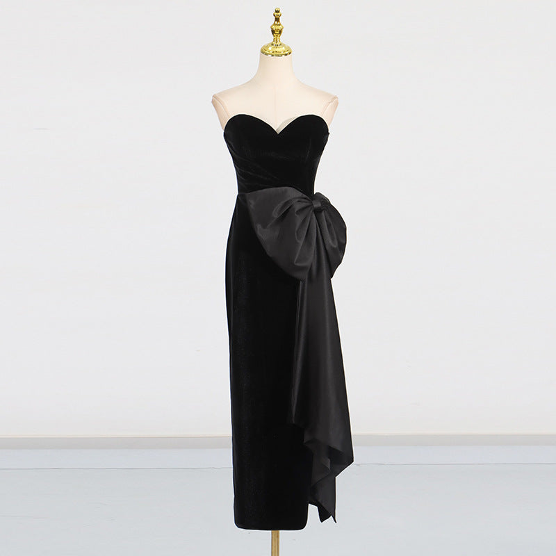 Elegant design sleeveless split dress in black velvet with bow detail