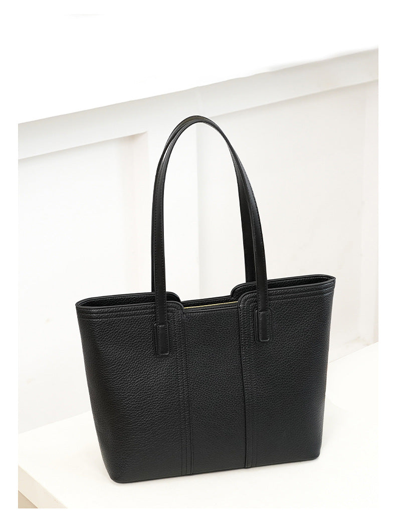 Enchanting Retro Shoulder Bag