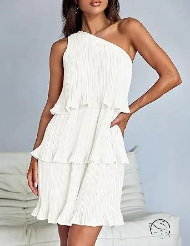 Stunning shoulder white one-shoulder tiered dress with layered stitching