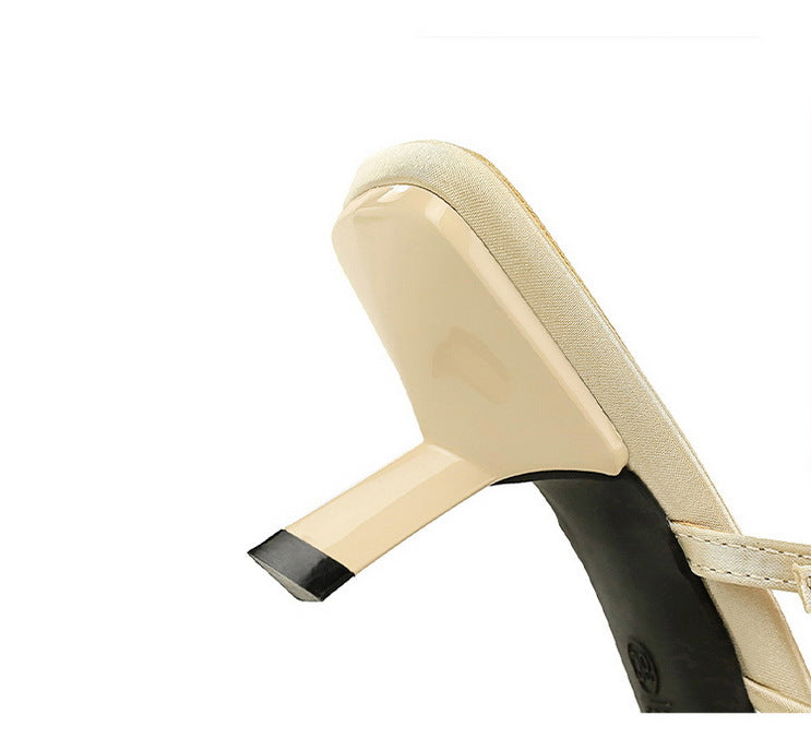 Langry cream ballet shoe with black accents in French mesh lace fashion