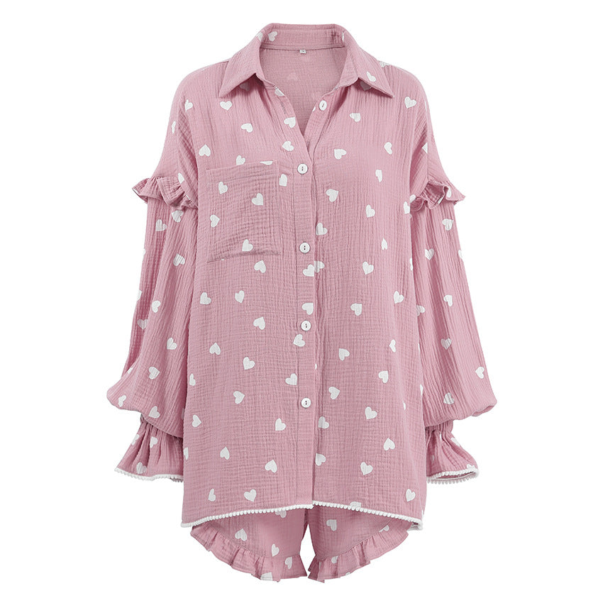 Pink heart-print pajamas set with ruffles, stylish and comfortable homewear for women