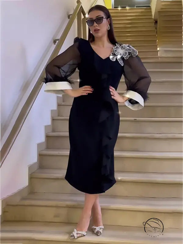 Elegant autumn v neck solid color long sleeve black dress with sheer sleeves