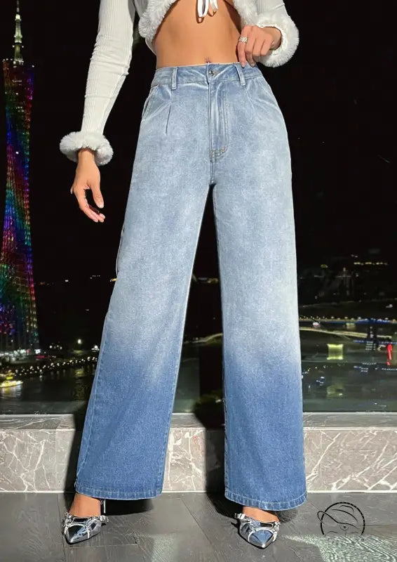 High-waist ombre denim trousers in loose straight fashion