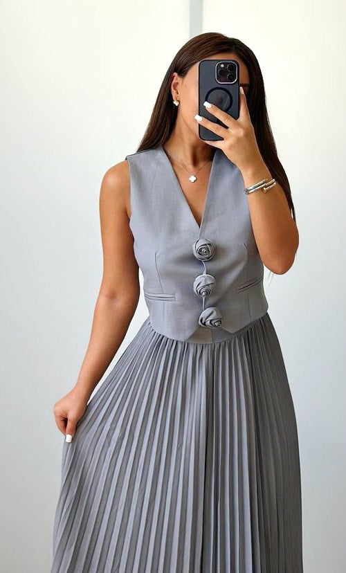 Gray vest and pleated skirt set for women summer fashion, stylish ملابس for elegant looks