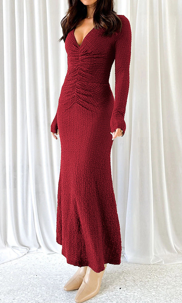 Burgundy knit maxi dress from Beautiful Knitted Dress, perfect for stylish langry fashion