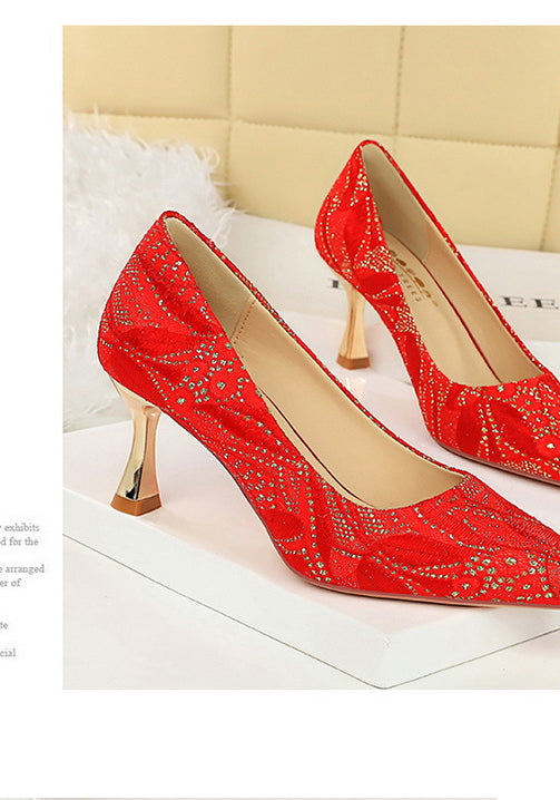 Langry fashion red high-heeled shoe with glittering pointed toe