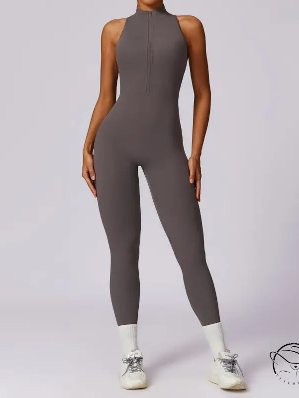 Sleek langry Beauty Back Yoga Jumpsuit in dark gray fashion ملابس