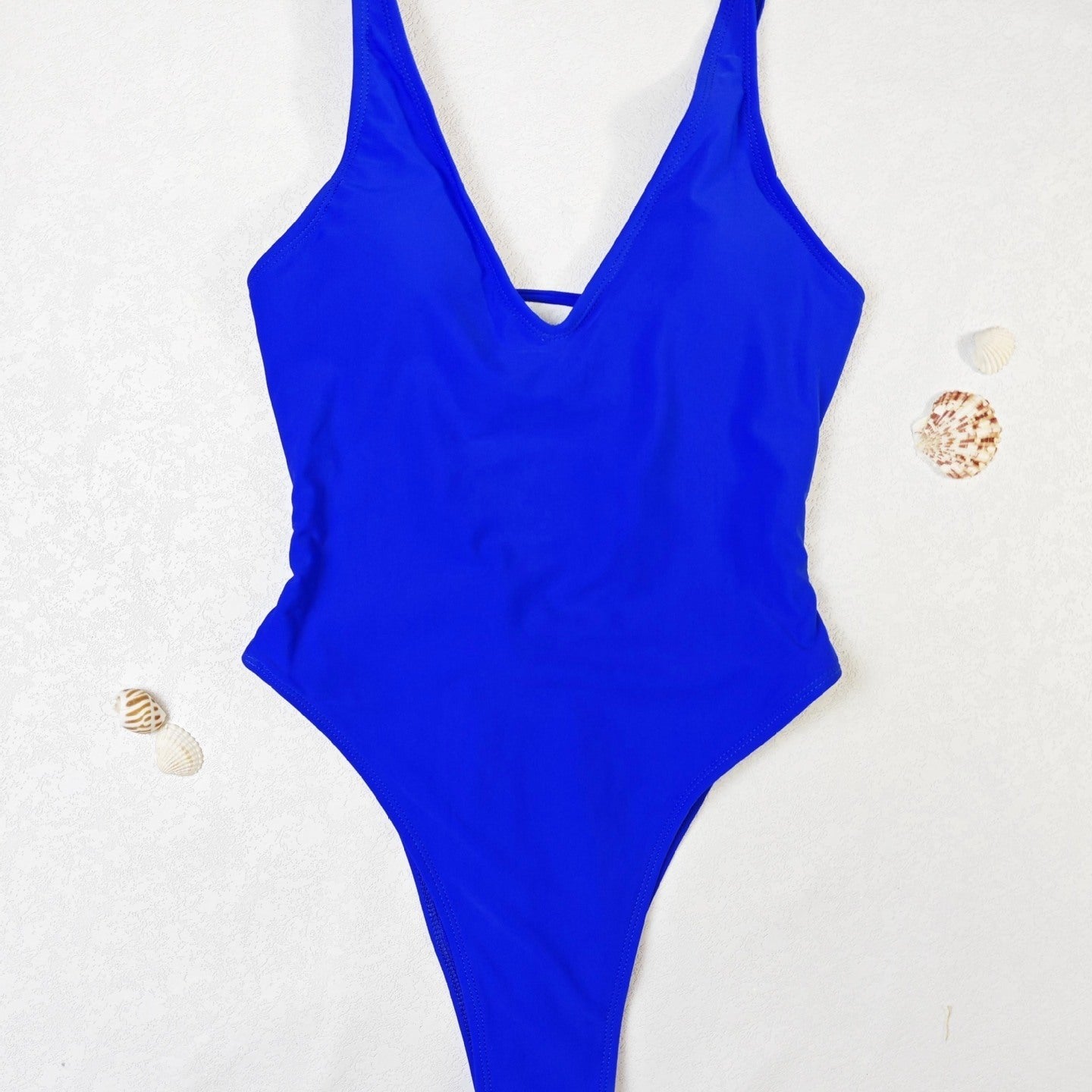 SLIM LOOKING ONE PIECE SWIMSUIT-VETEMENTS