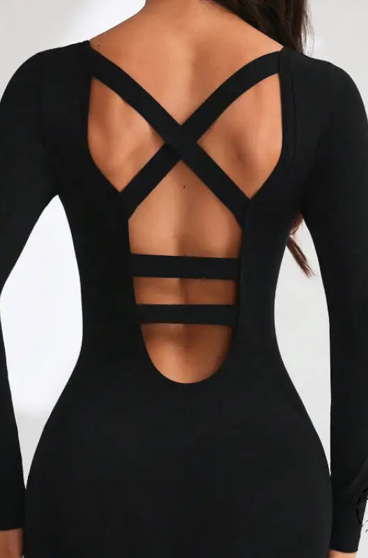 Black langry fashion ملابس: crisscross back yoga bodysuit