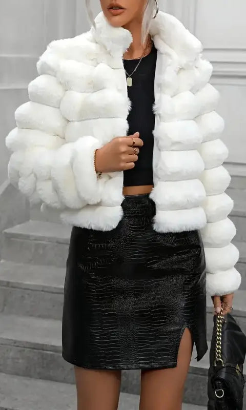 Croppped white faux fur jacket for autumn winter faux coat