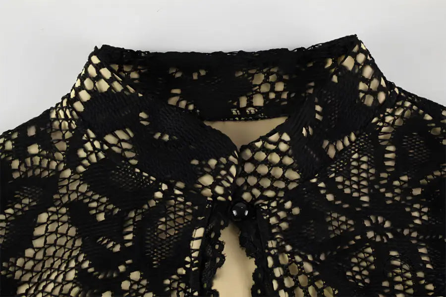 Elegant slim fit dress with black lace collar in delicate floral pattern, langry fashion ملابس