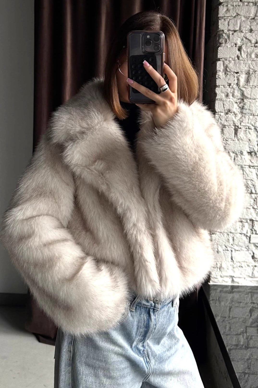 Warm Langry faux fur baggy coat in plush beige with soft collar