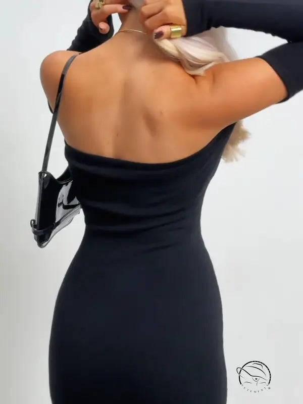 Black off-the-shoulder knitted dress in langry fashion style