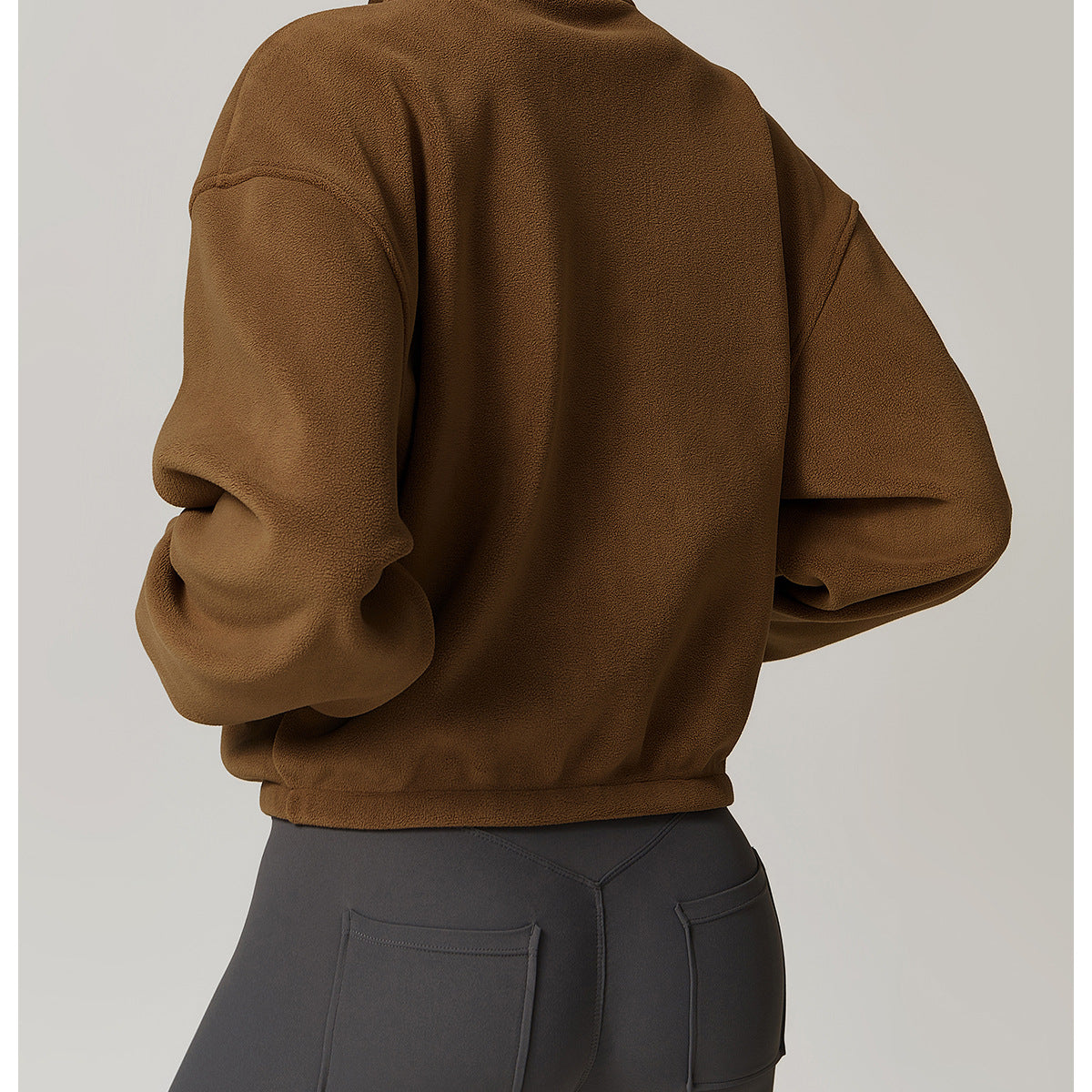 Brown cropped turtleneck sweatshirt with dropped shoulders for stylish winter fashion ملابس