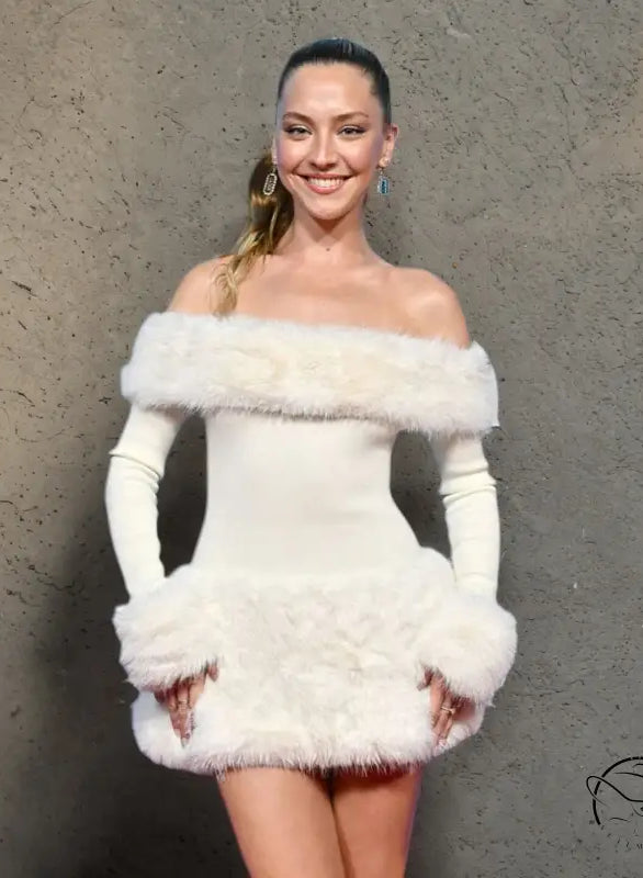 Elegant white furry langry fashion off-shoulder mini dress with gloves