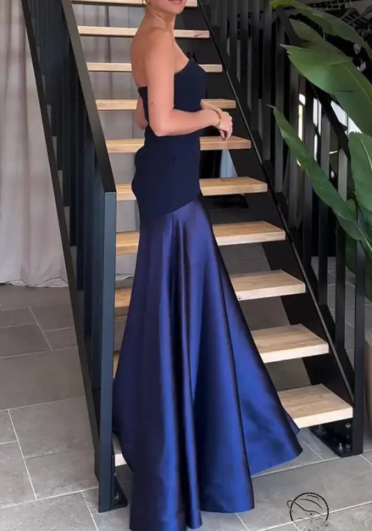 Elegant strapless navy satin dress in Langry fashion