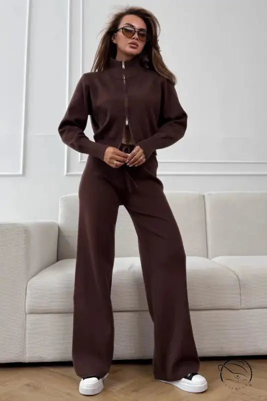 Langry fashion brown zip-up tracksuit with wide-leg pants and white sneakers