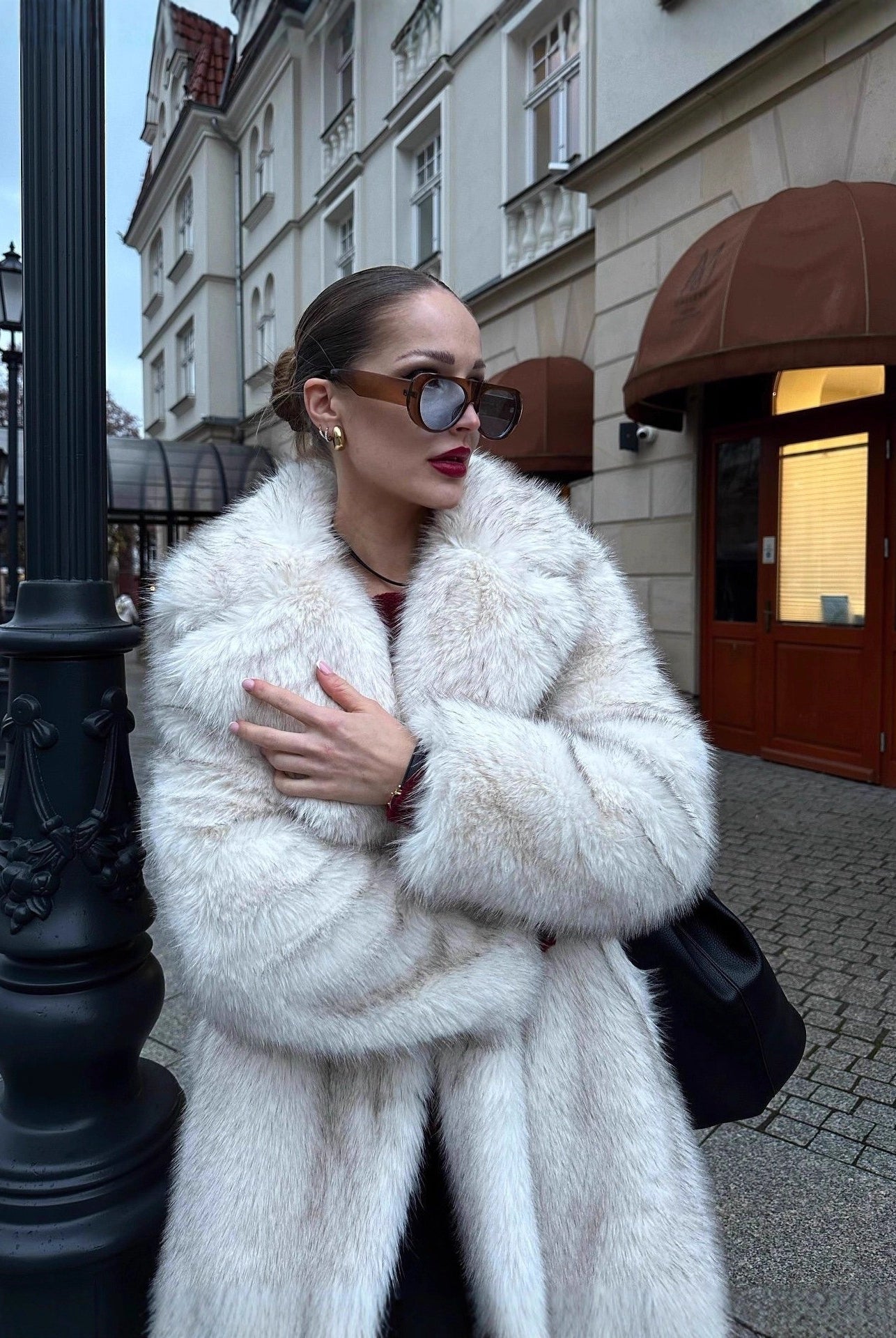 Warm Winter Faux Fur Coat with High Collar and Long Sleeves