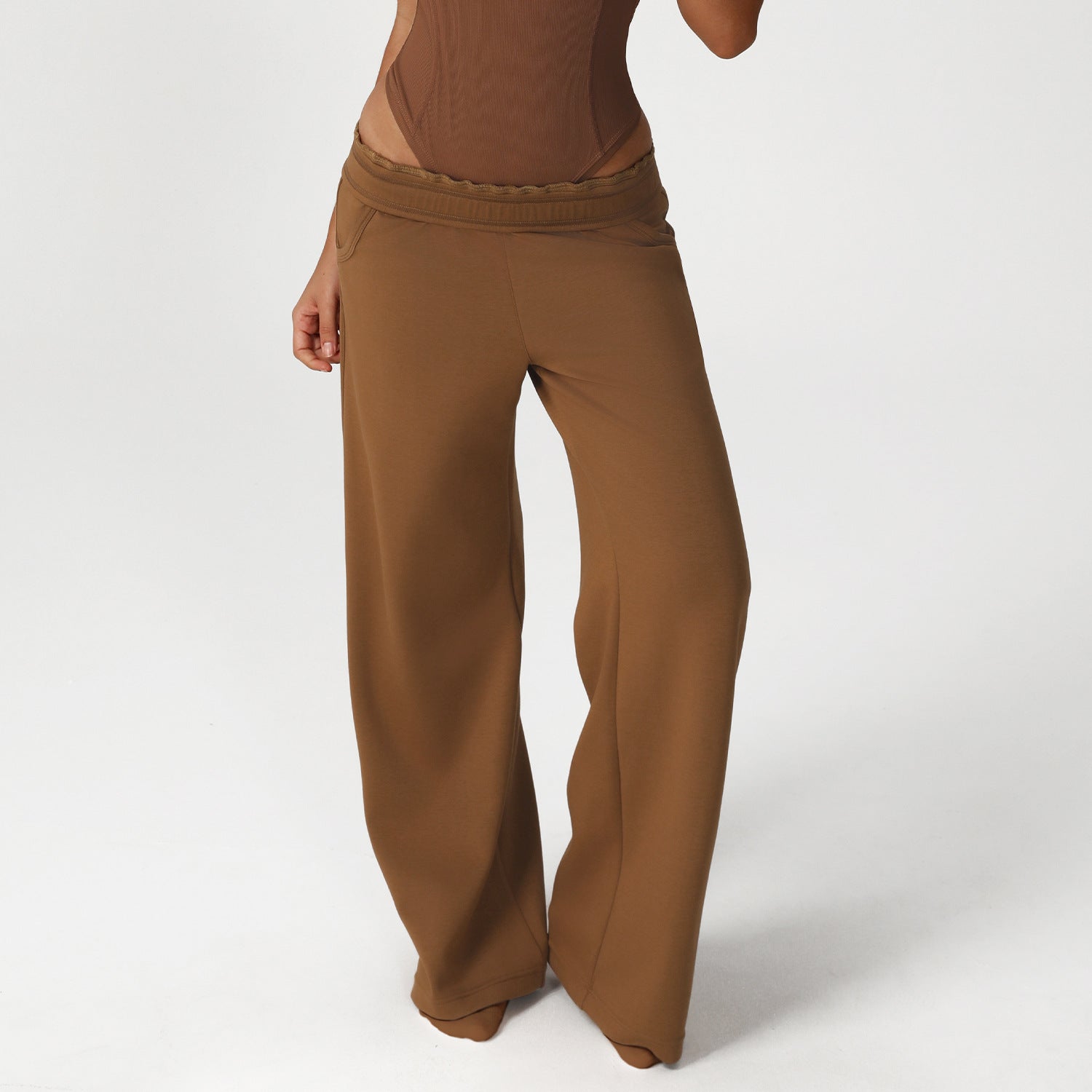 Brown wide-leg langry fashion sweatpants with elastic waist and drawstring