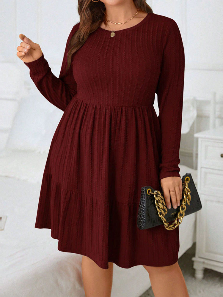 Plus-size women’s long-sleeved elegant red midi dress with ribbed knit texture