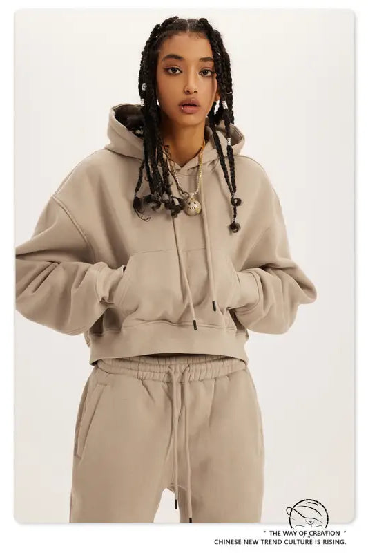 Winter retro hooded pullover in beige langry fashion sweatsuit