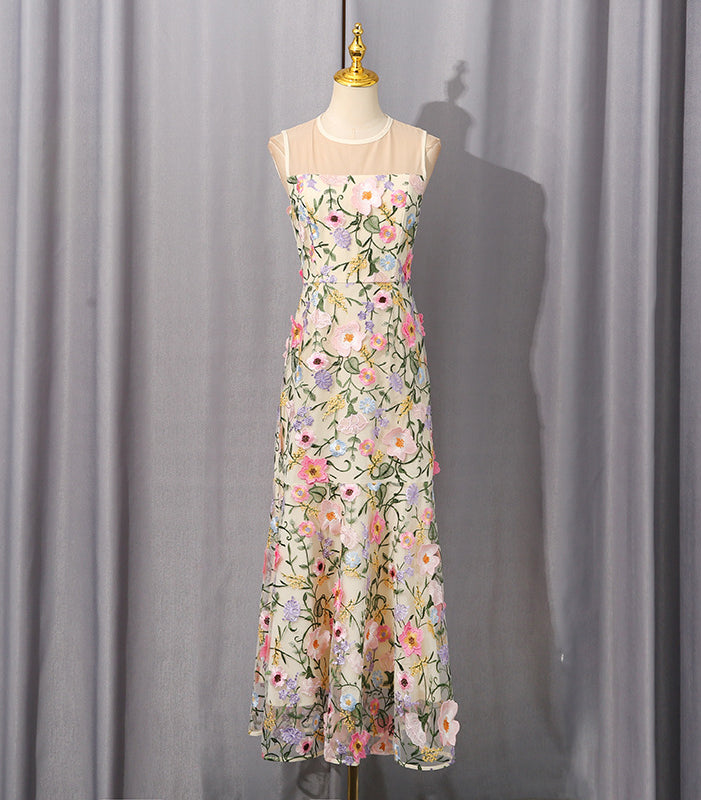 Elegant Langry fashion fishtail hem mesh dress with floral embroidery