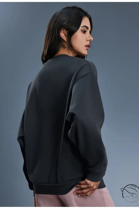 Black long sleeve casual fleece crew neck sweatshirt