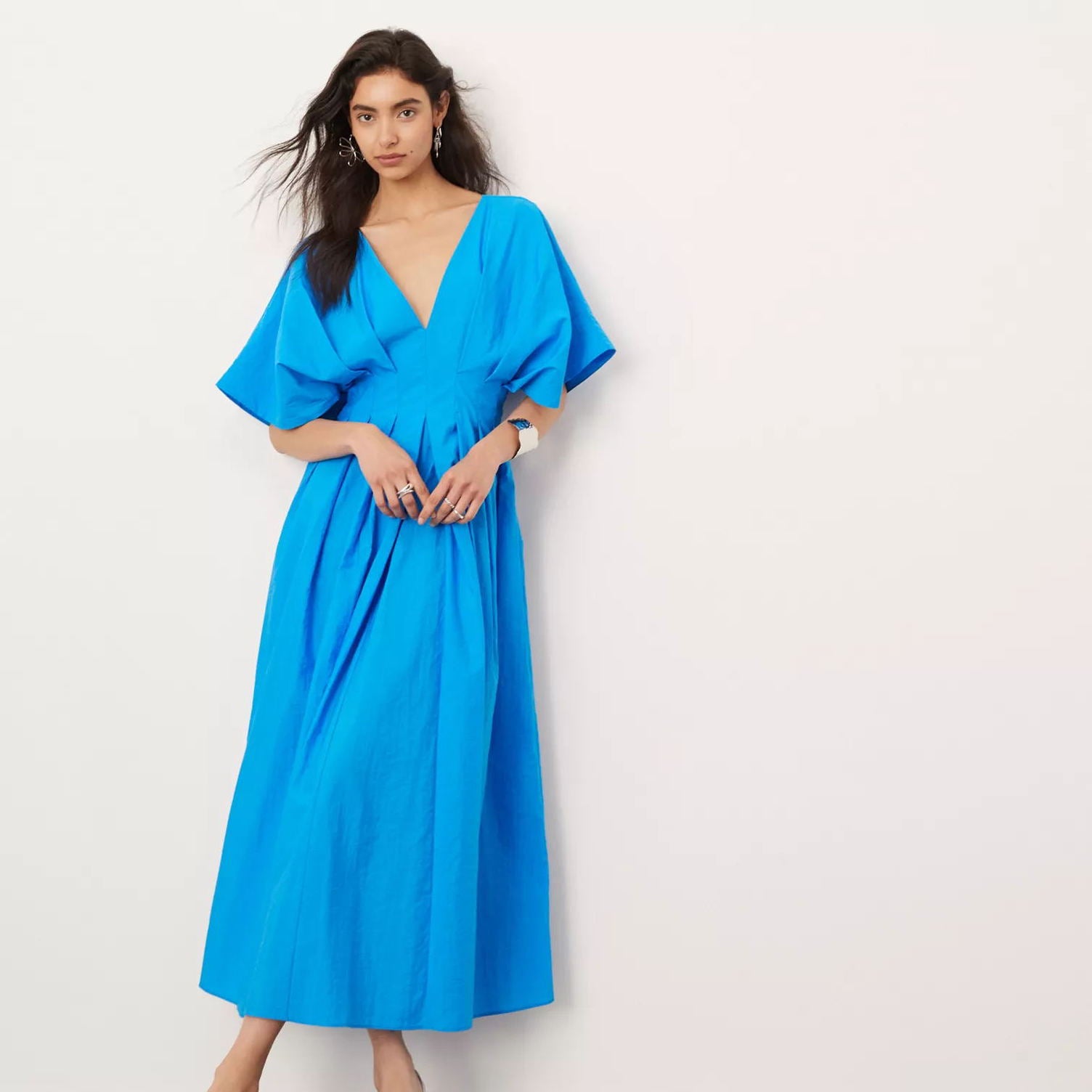 Elegant blue v-neck pleated langry fashion dress with kimono sleeves