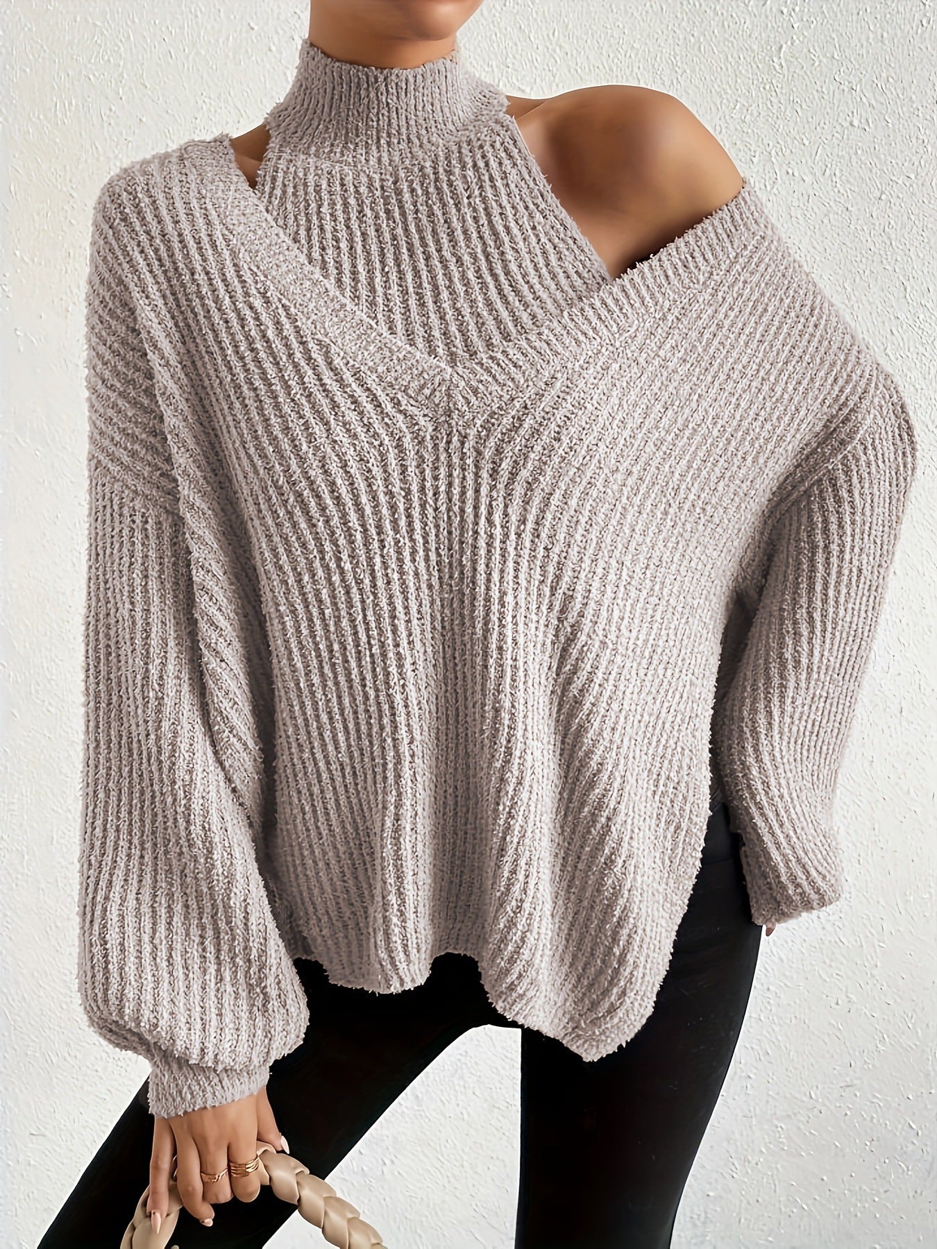 Gray textured asymmetrical Cozy Knitted Sweater, fashionable langry ملابس for stylish wear