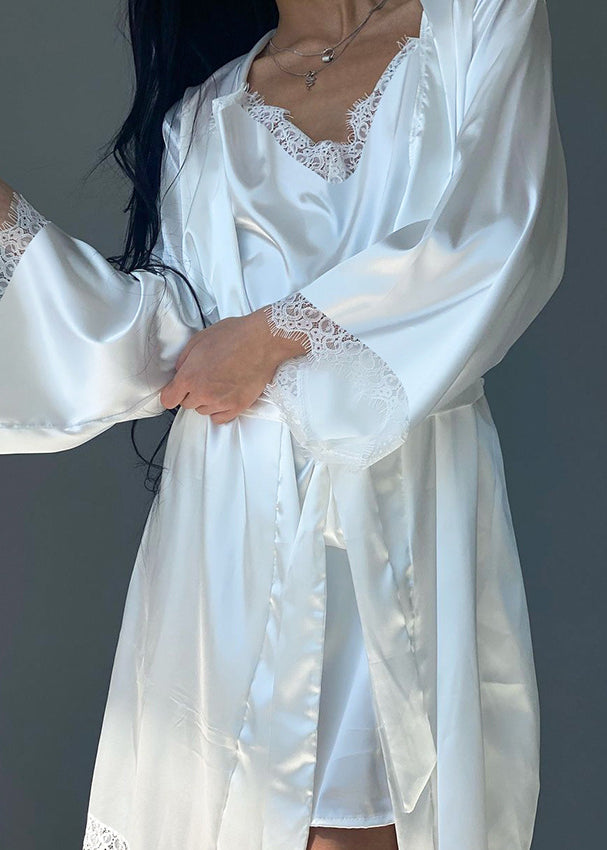 Elegant langry white satin robe with lace trim, breathable ice silk fashion pajamas