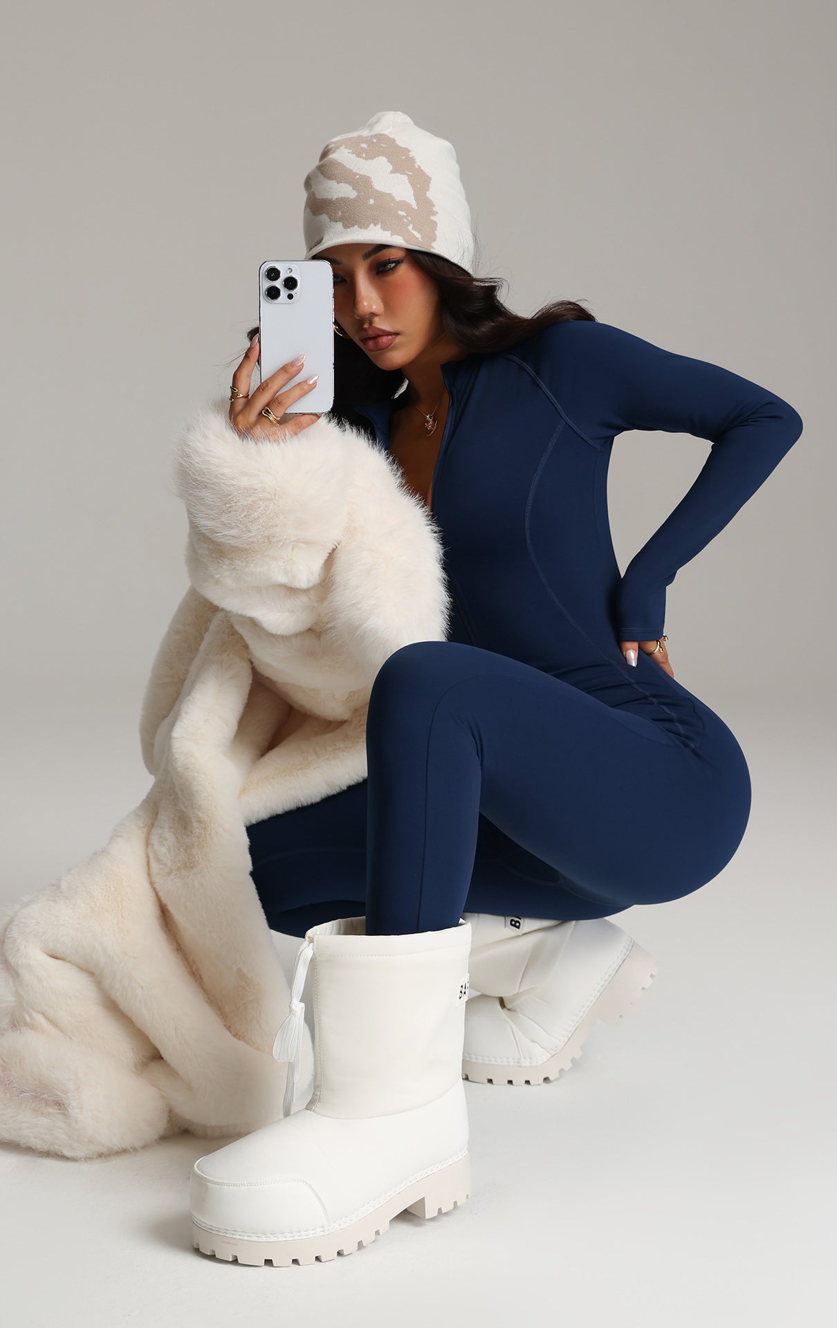 White faux fur teddy bear with phone, Langry fashion ملابس design